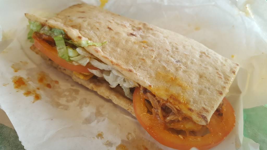 Subway | restaurant | 2 Shoppers Dr, Winchester, KY 40391, USA | 8597447783 OR +1 859-744-7783