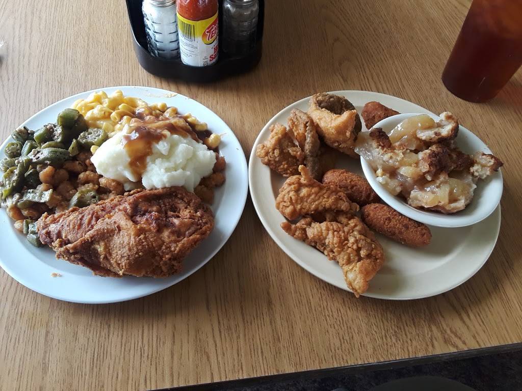 B C Steak & BBQ | restaurant | 829 Radford Blvd, Dillon, SC 29536, USA | 8437745818 OR +1 843-774-5818