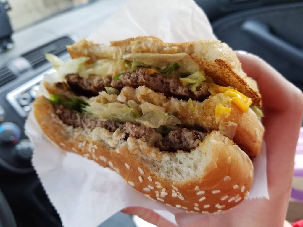 McDonalds | cafe | 1390 Rockville Pike, Rockville, MD 20852, USA | 3018816811 OR +1 301-881-6811