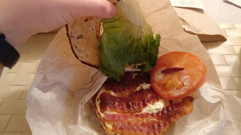 McDonalds | cafe | 4333 Bloor St W, Etobicoke, ON M9C 2A5, Canada | 4166222046 OR +1 416-622-2046