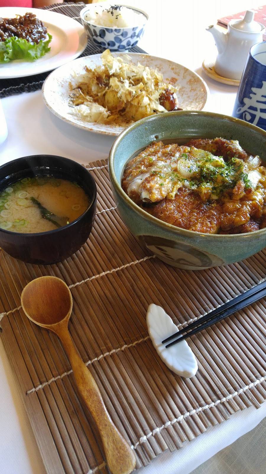 Solo Sushi Ya | restaurant | 291 Davis Dr, Newmarket, ON L3Y 2N7, Canada | 9058986868 OR +1 905-898-6868