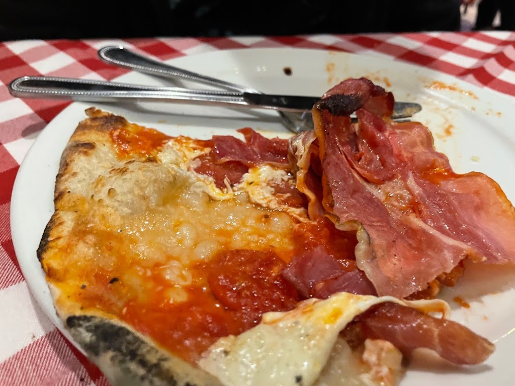 Grimaldis Pizzeria | restaurant | 11700 Domain Blvd #148, Austin, TX 78758, USA | 5128539075 OR +1 512-853-9075