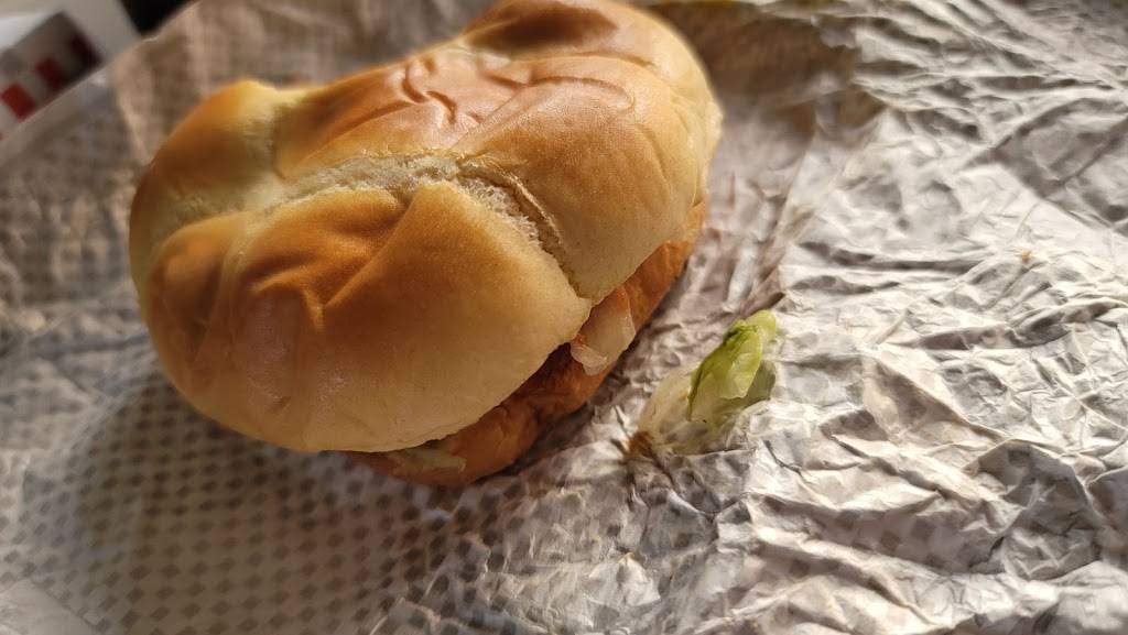 Checkers | restaurant | 2715 Old Max Ct, Pearland, TX 77581, USA | 8322435841 OR +1 832-243-5841