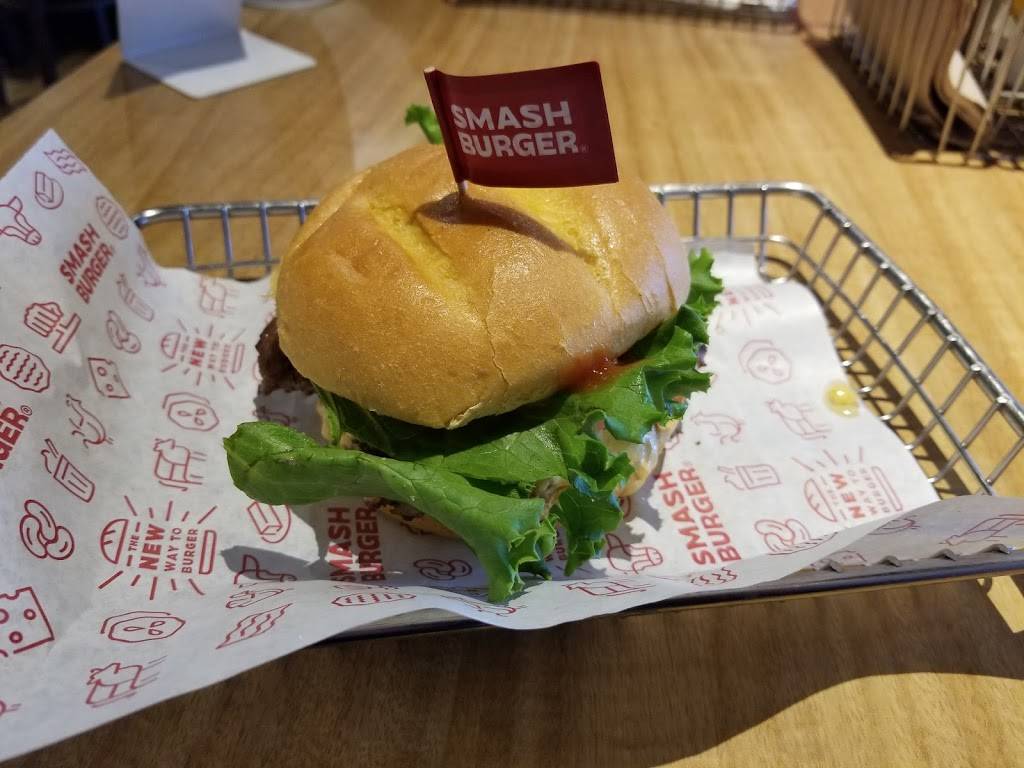 Smashburger | restaurant | 2100 North Snelling Avenue, Suite 65A, Roseville, MN 55113, USA | 6512510220 OR +1 651-251-0220