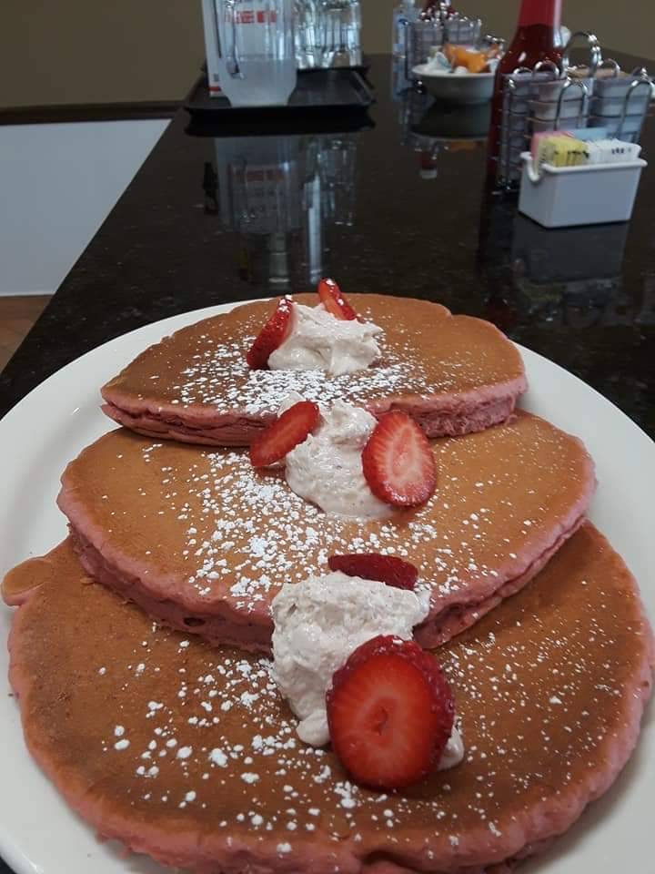 Cinnamon Pancake House | restaurant | 5019 Ace Ln #131, Naperville, IL 60564, USA | 6309466414 OR +1 630-946-6414