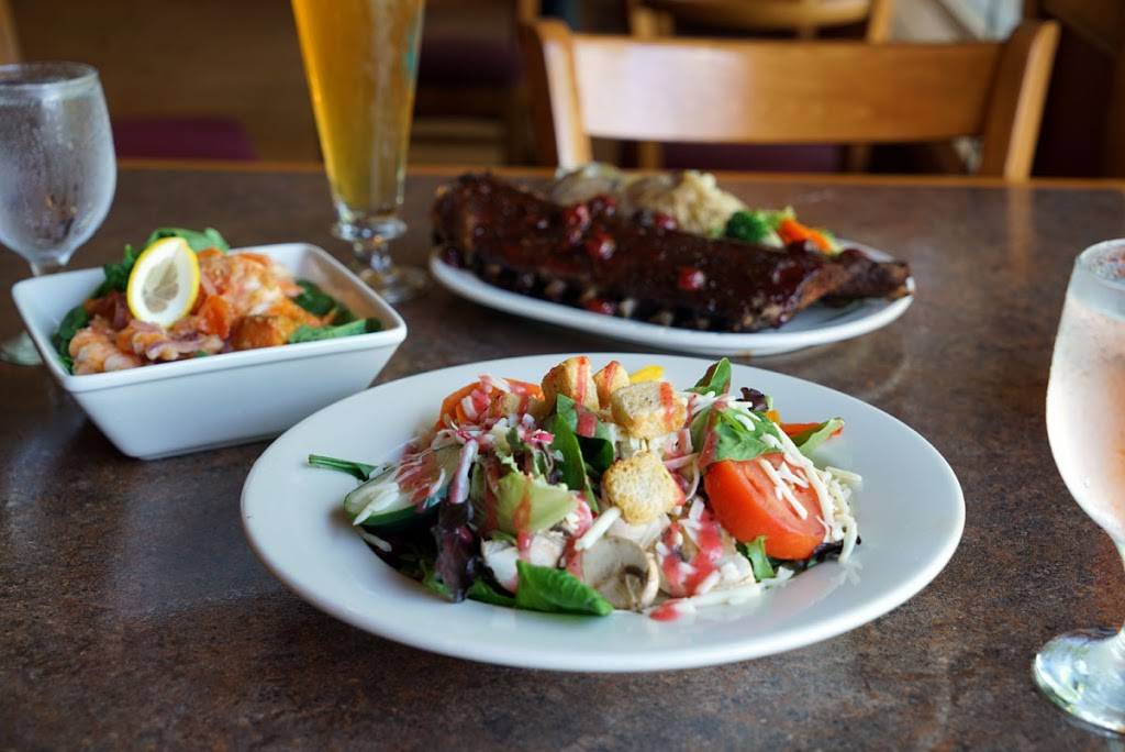 Carrington Pub & Grill | restaurant | 7643 Hillside Rd, Egg Harbor, WI 54209, USA | 9208683205 OR +1 920-868-3205