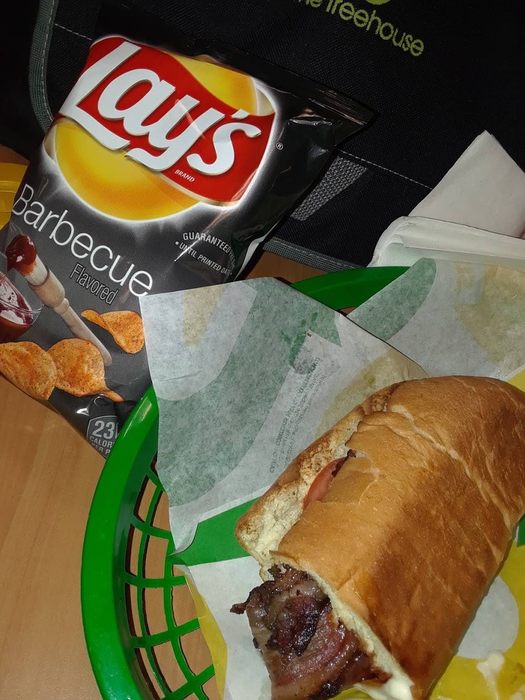 Subway | restaurant | 613 S Beckham Ave, Tyler, TX 75701, USA | 9035922300 OR +1 903-592-2300