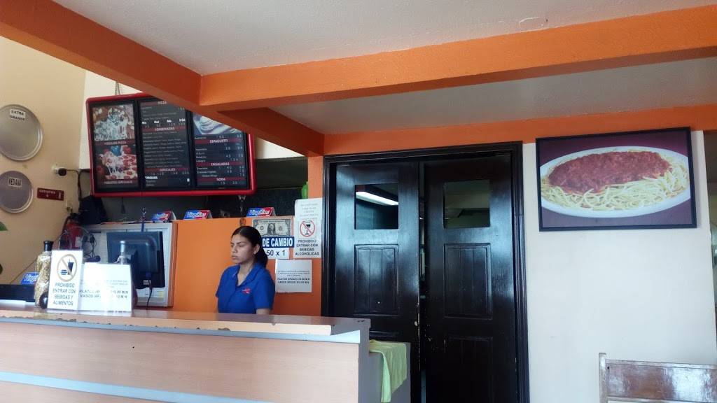 Virgilios Pizza | restaurant | Blvd. Benito Juárez 2400 D, Predios Urbanos, 22710 Rosarito, B.C., Mexico | 016616130222 OR +52 661 613 0222