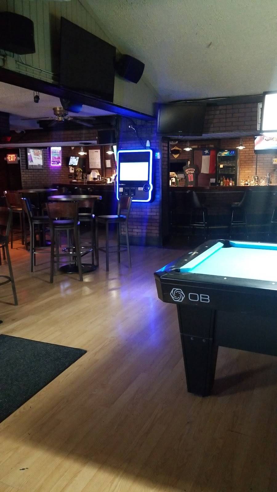 Niccos bar and grill | restaurant | 6300 w Ogden Ave, Berwyn, IL 60402, USA | 7086702042 OR +1 708-670-2042