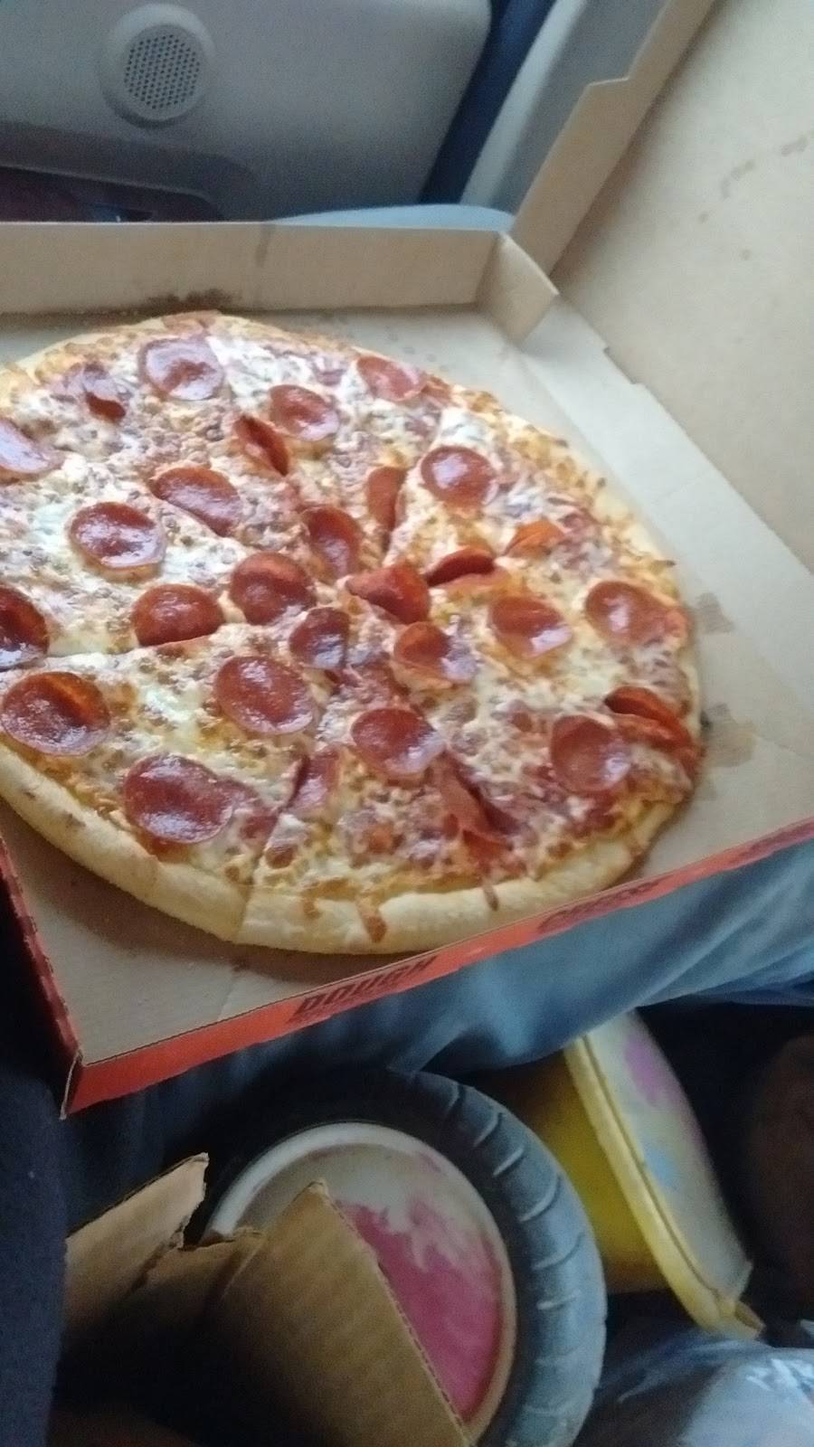 Little Caesars Pizza | meal takeaway | 490 US-51 BYP, Dyersburg, TN 38024, USA | 7312850777 OR +1 731-285-0777
