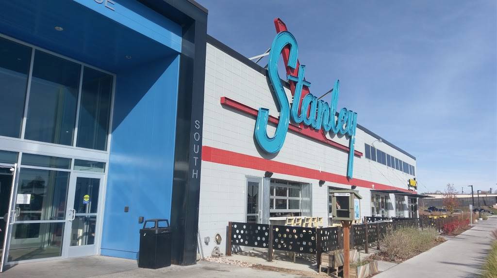 Stanley Beer Hall | restaurant | 2501 Dallas St #100, Aurora, CO 80010, USA | 7207495098 OR +1 720-749-5098