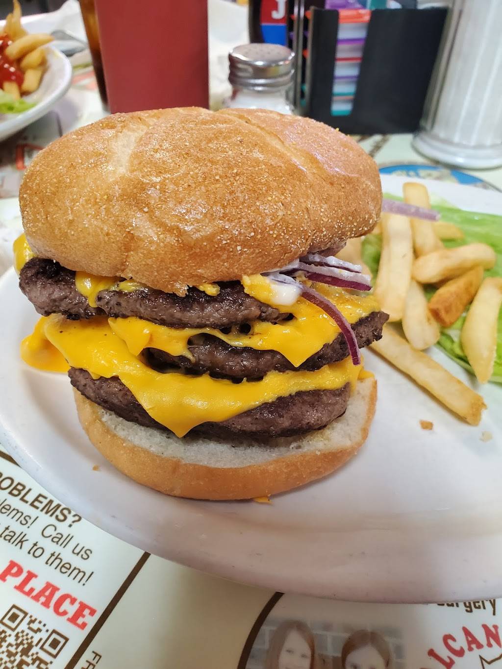 The Rusty Skillet | restaurant | 248 Main St, Warsaw, MO 65355, USA | 6604387660 OR +1 660-438-7660