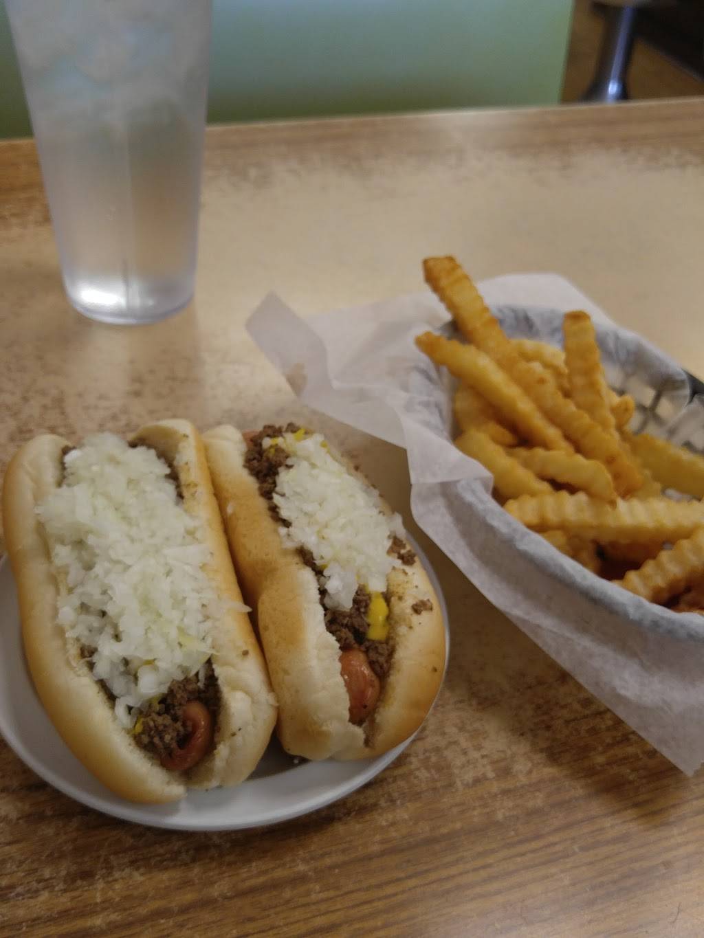 Virginia Coney Island | restaurant | 649 E Michigan Ave, Jackson, MI 49201, USA | 5177843256 OR +1 517-784-3256