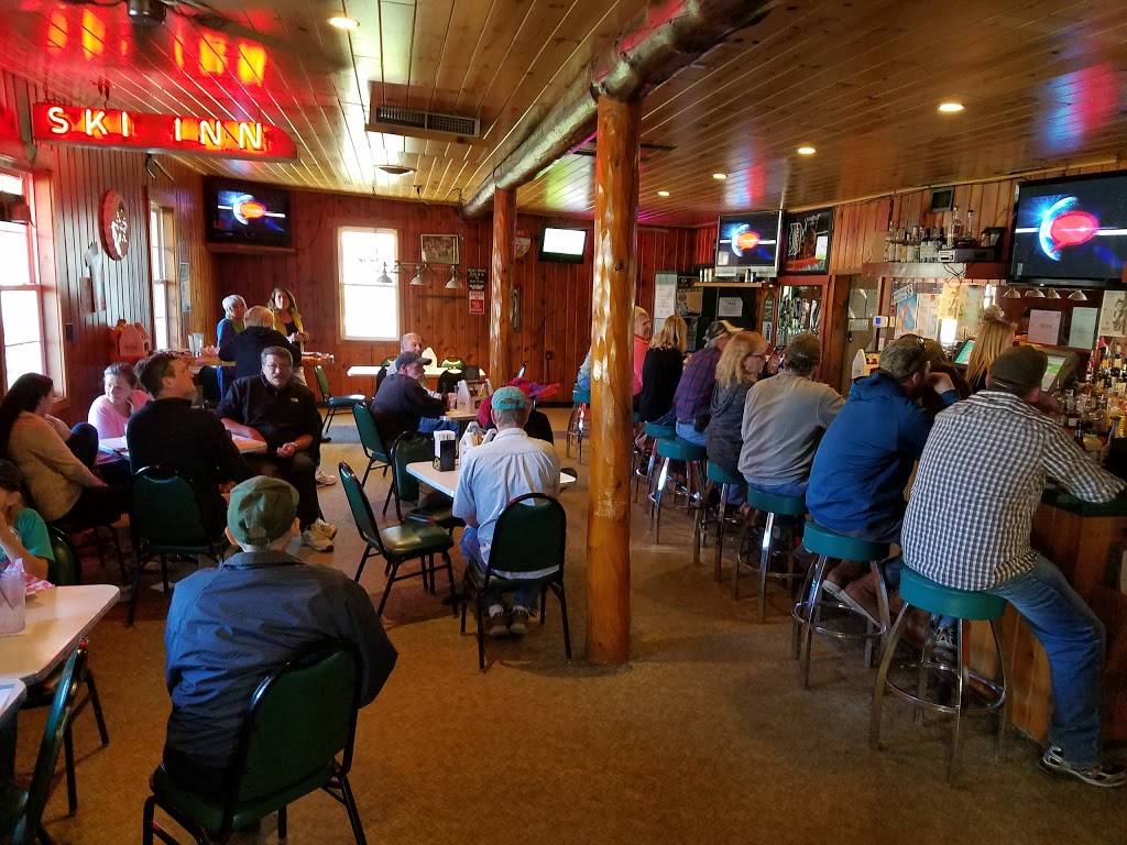 Whi Ski Inn | restaurant | 2670 US-131, Boyne Falls, MI 49713, USA | 2315493346 OR +1 231-549-3346
