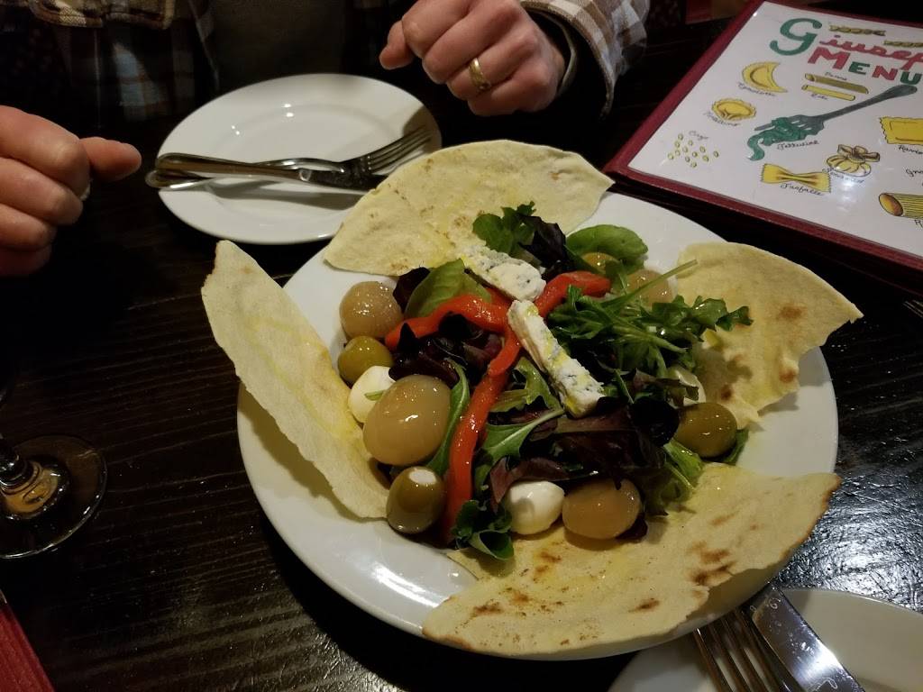 Giuseppes Italian Restaurant | restaurant | 257 Low St, Newburyport, MA 01950, USA | 9784652225 OR +1 978-465-2225