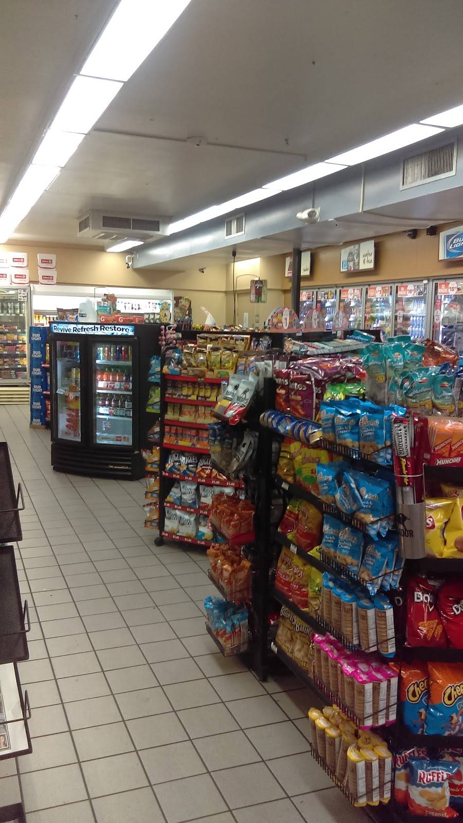 Circle K | meal takeaway | 801 S Semoran Blvd, Orlando, FL 32807, USA | 4077700310 OR +1 407-770-0310