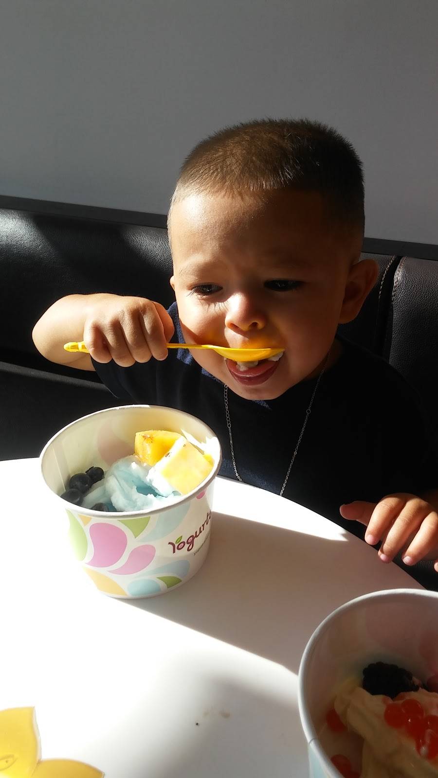 Chipotle Mexican Grill | restaurant | 1870 N Perris Blvd, Perris, CA 92571, USA | 9514432821 OR +1 951-443-2821