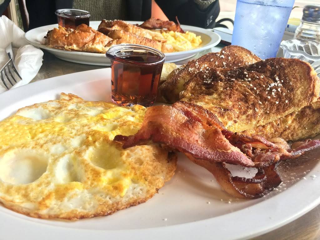 Cafe of the Bay | restaurant | 4011 MacArthur Blvd, Oakland, CA 94619, USA | 5104822713 OR +1 510-482-2713