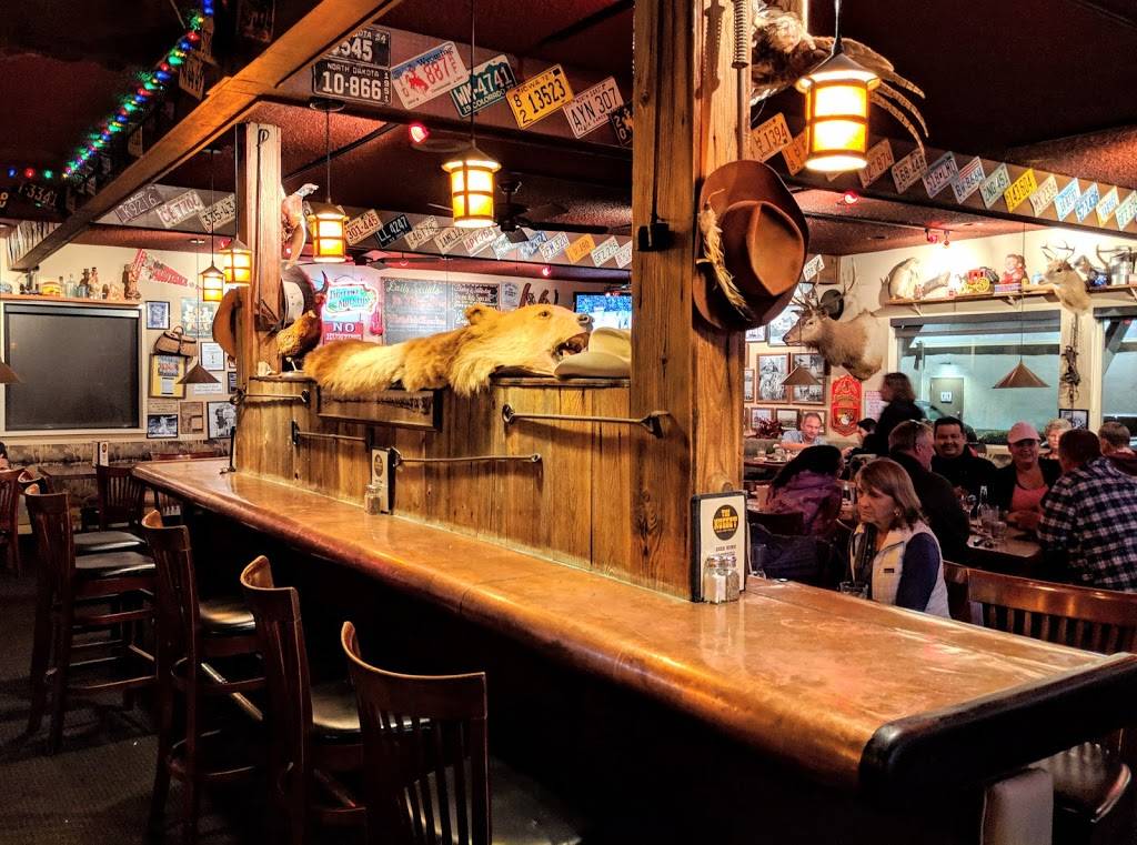 Nugget Bar & Grill | restaurant | 5687 Calle Real, Goleta, CA 93117, USA | 8059645200 OR +1 805-964-5200