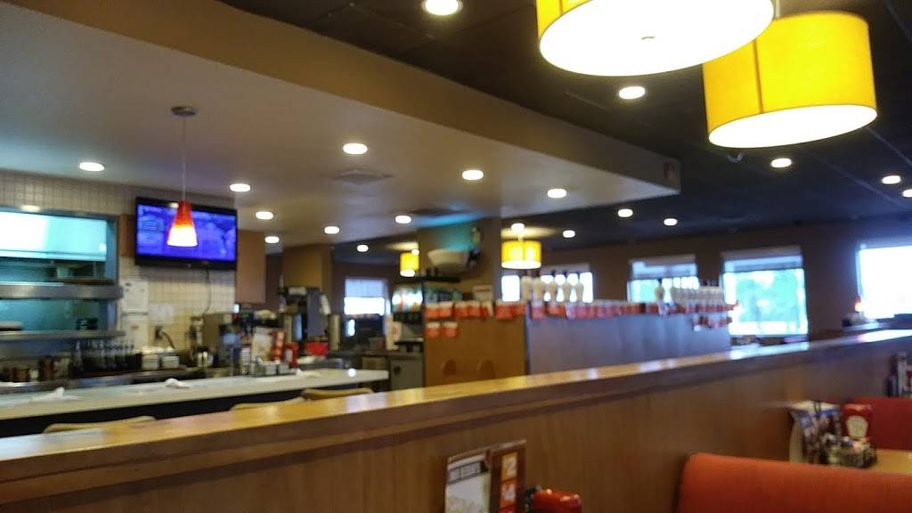 Dennys | restaurant | 16150 US-441, Eustis, FL 32726, USA | 3526027841 OR +1 352-602-7841