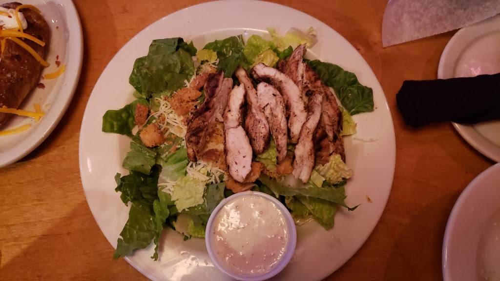 Texas Roadhouse | restaurant | 1808 N Roan St, Johnson City, TN 37601, USA | 4232834117 OR +1 423-283-4117