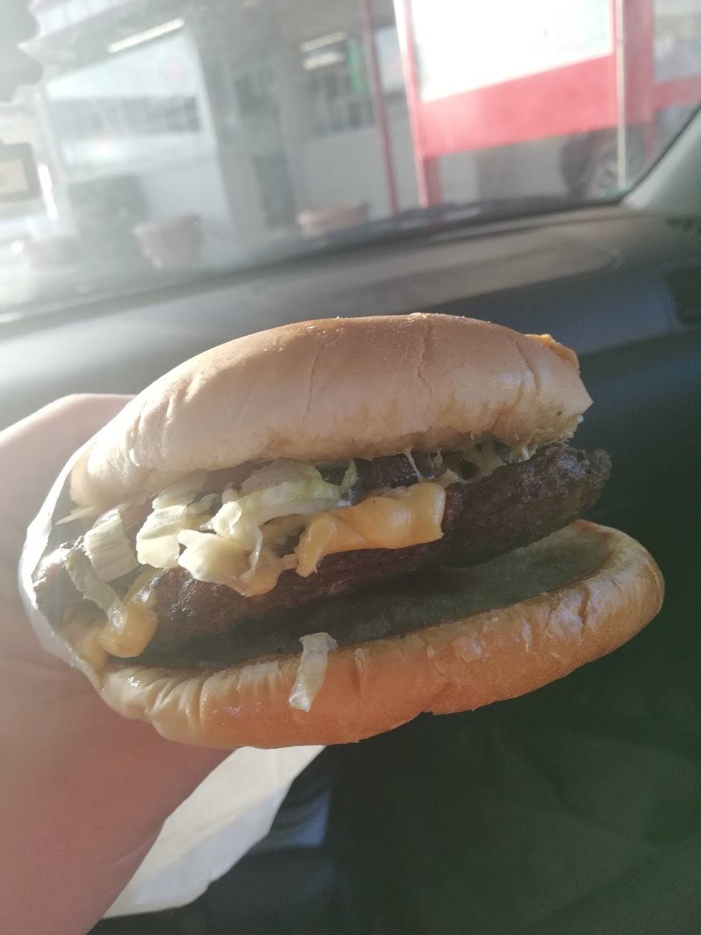 Classic 50S Drive-In | restaurant | 1521 W Lindsey St, Norman, OK 73069, USA | 4053212271 OR +1 405-321-2271