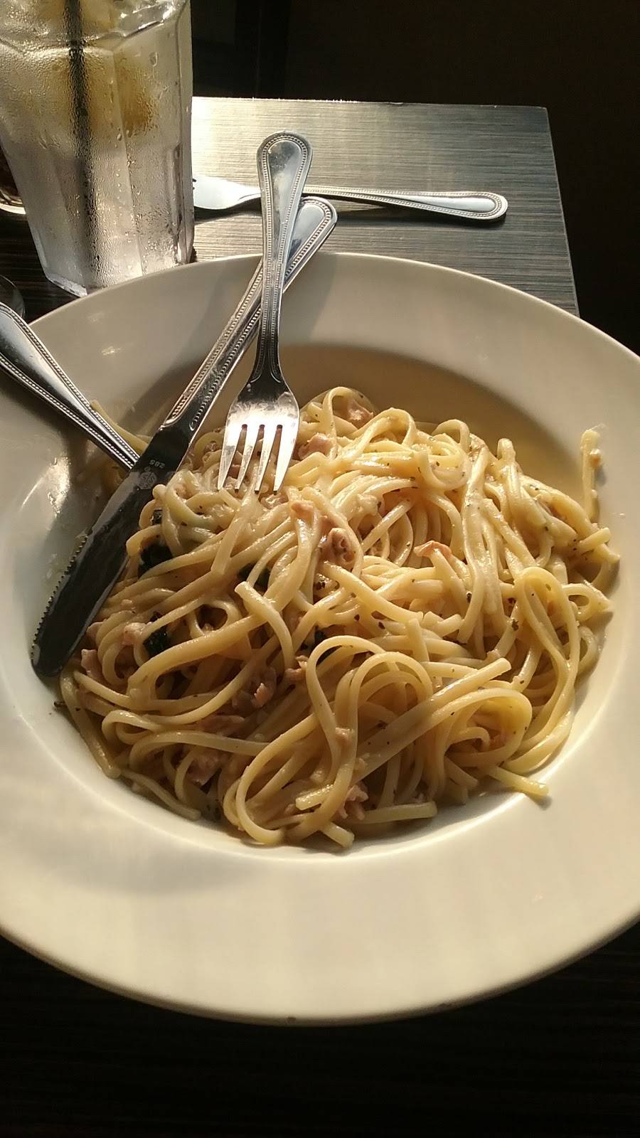 Italianos Restaurant | restaurant | 8146 FM 1960, Atascocita, TX 77346, USA | 2818527662 OR +1 281-852-7662