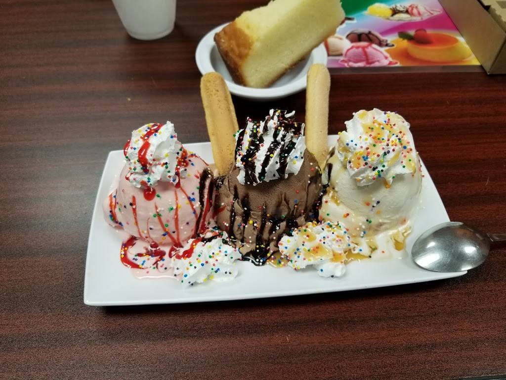 Star Chiguas Pizza Cubana | restaurant | 1570 W 43rd Pl #1, Hialeah, FL 33012, USA | 3052003269 OR +1 305-200-3269