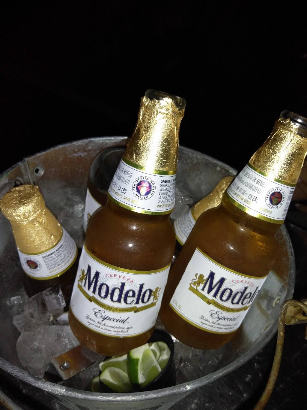 La Huacana Restaurant and Nightclub | night club | 101 E Glenn Ave, Modesto, CA 95358, USA | 2096220263 OR +1 209-622-0263