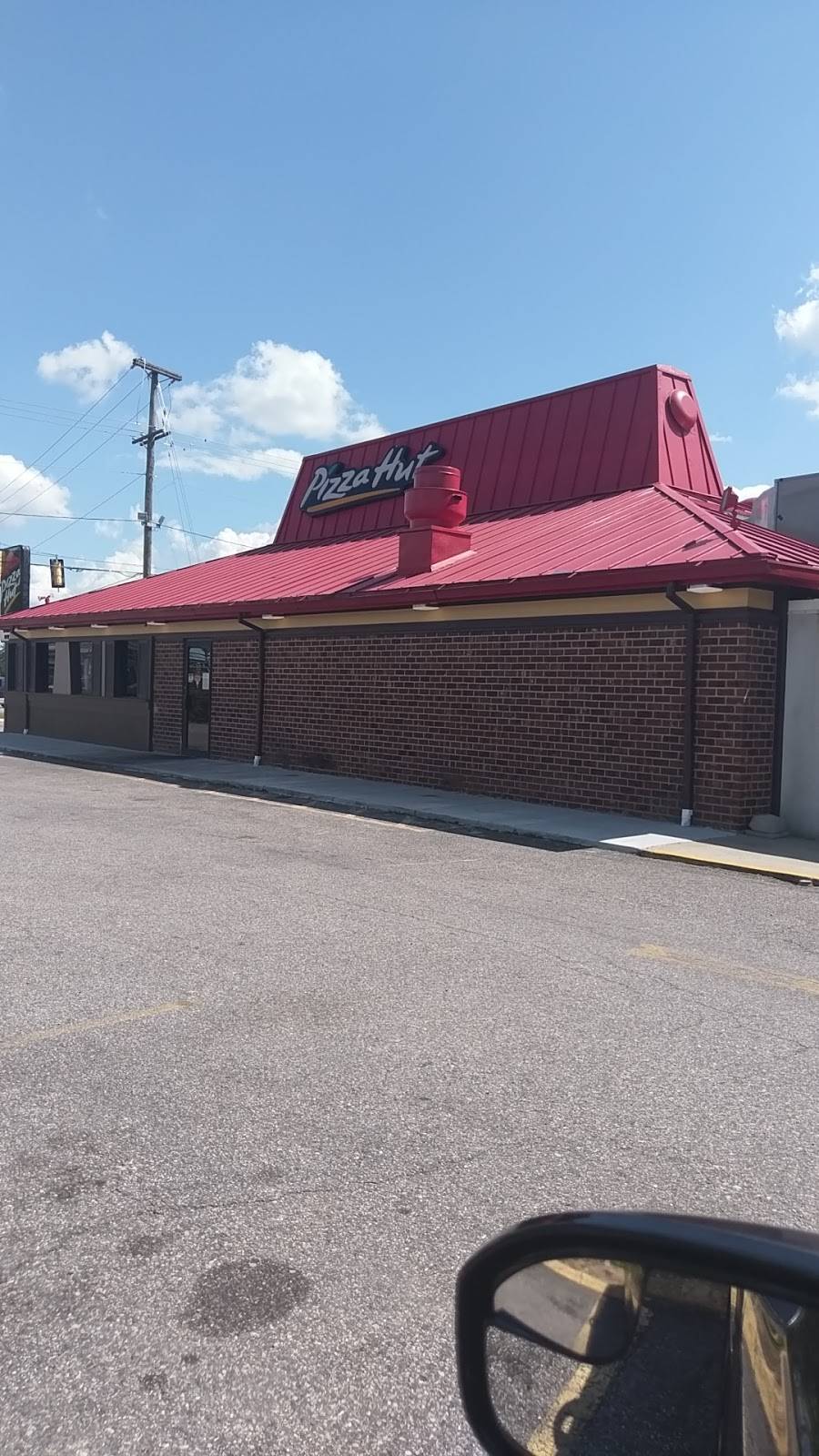 Pizza Hut | meal takeaway | 3200 S Crater Rd, Petersburg, VA 23805, USA | 8048613519 OR +1 804-861-3519