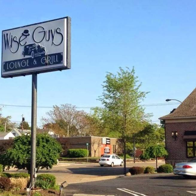 Wise Guys Lounge and Grill | restaurant | 1008 N Main St, Akron, OH 44310, USA | 3309223006 OR +1 330-922-3006