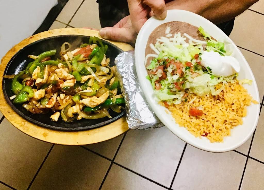 Adelaidas | restaurant | 1433 Robinson Rd, Old Hickory, TN 37138, USA | 6155417084 OR +1 615-541-7084