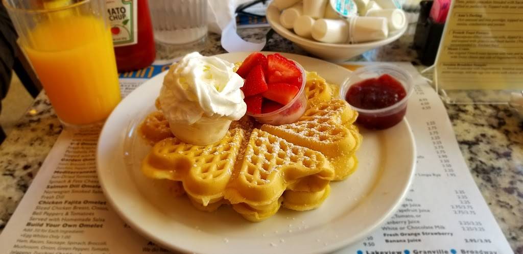 Ann Sather Restaurant | restaurant | 1147 W Granville Ave, Chicago, IL 60660, USA | 7732740557 OR +1 773-274-0557