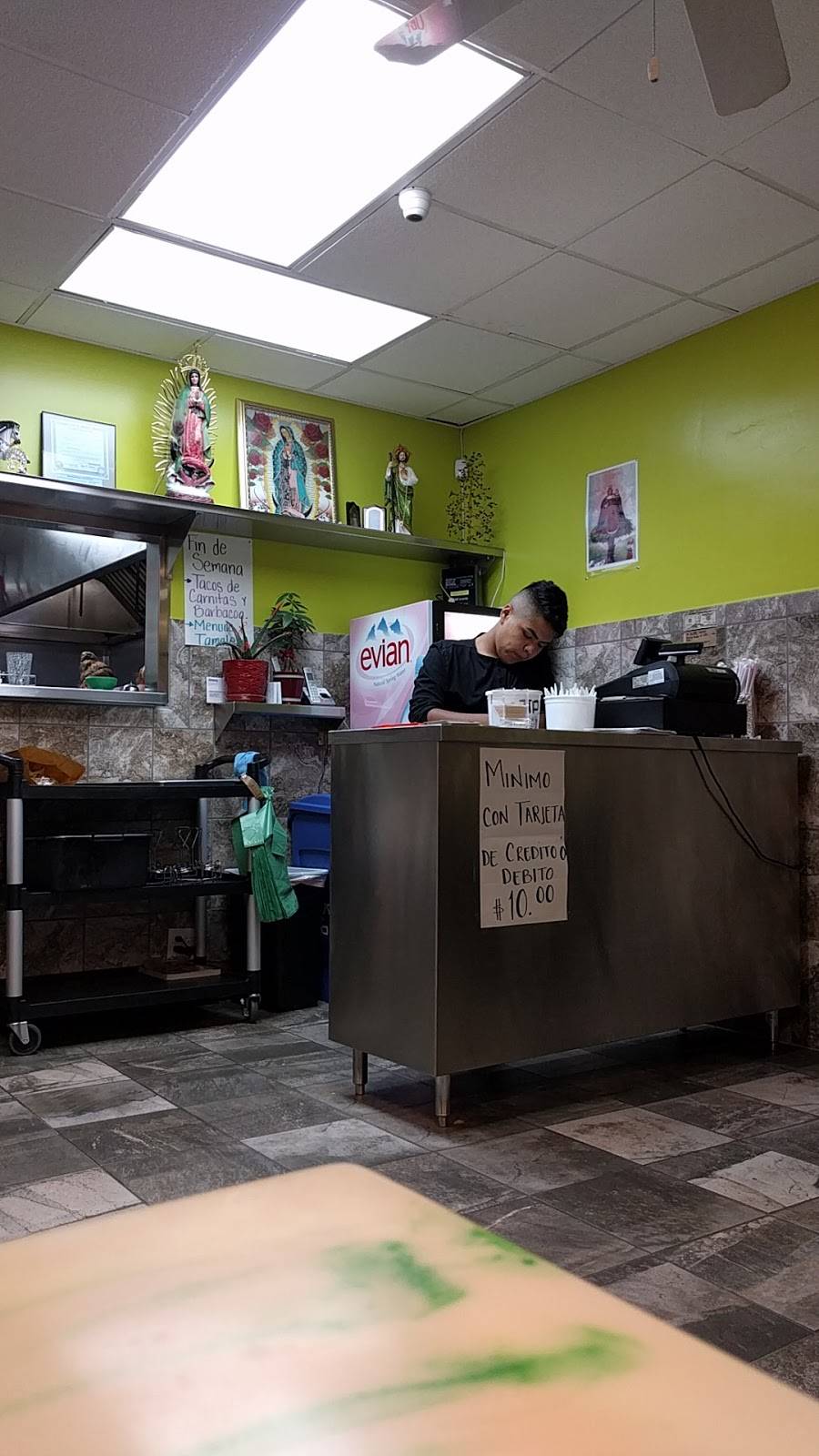 Taqueria La Placita | restaurant | 1858 W 35th St, Chicago, IL 60609, USA | 7735654620 OR +1 773-565-4620