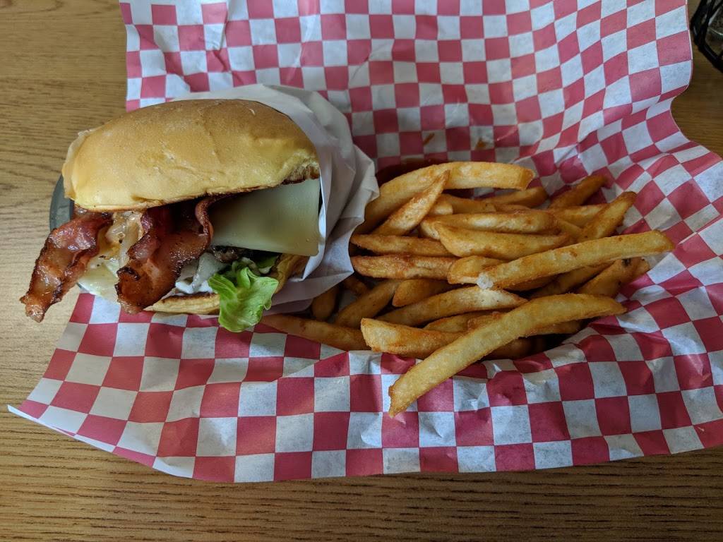 Js Gourmet Burger | restaurant | 8463 S 212th St, Kent, WA 98031, USA | 2532208098 OR +1 253-220-8098