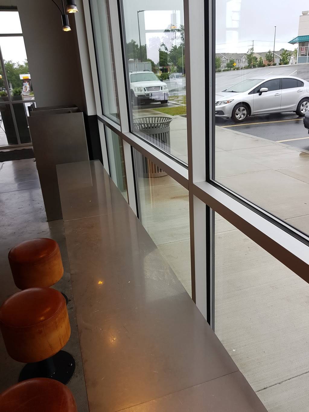 Chipotle Mexican Grill | restaurant | 6400 Ridge Rd Ste 1, Sykesville, MD 21784, USA | 4107952709 OR +1 410-795-2709