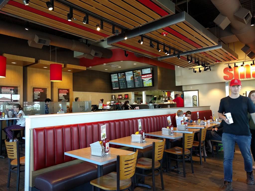 Smashburger | restaurant | 6305 E Hampden Rd #101, Denver, CO 80222, USA | 3038727296 OR +1 303-872-7296