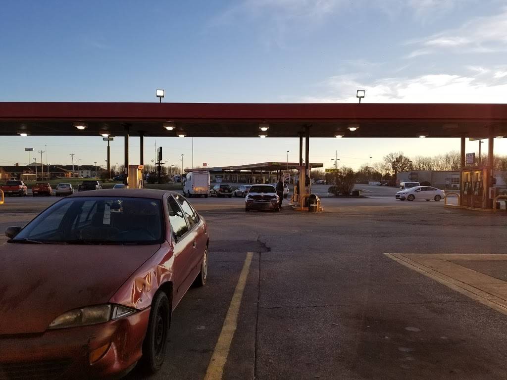 Pilot Travel Center | restaurant | 2940 Scottsville Rd, Franklin, KY 42134, USA | 2705869544 OR +1 270-586-9544