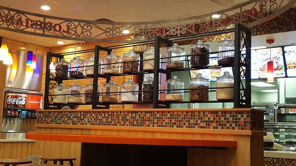 Popeyes Louisiana Kitchen | restaurant | 14777 Bear Valley Rd, Hesperia, CA 92345, USA | 7609982107 OR +1 760-998-2107