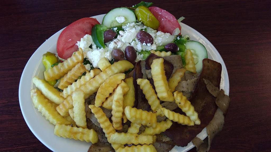 Castaway Grill | restaurant | 112 Causeway Dr, Ocean Isle Beach, NC 28469, USA | 9105797788 OR +1 910-579-7788