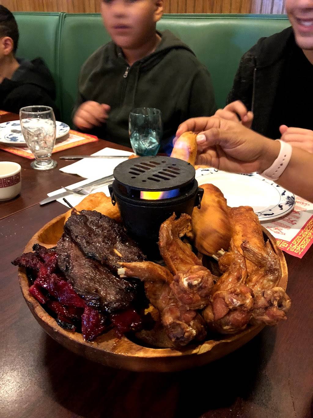 Bamboo House | restaurant | 2223 Northampton St, Holyoke, MA 01040, USA | 4135364299 OR +1 413-536-4299