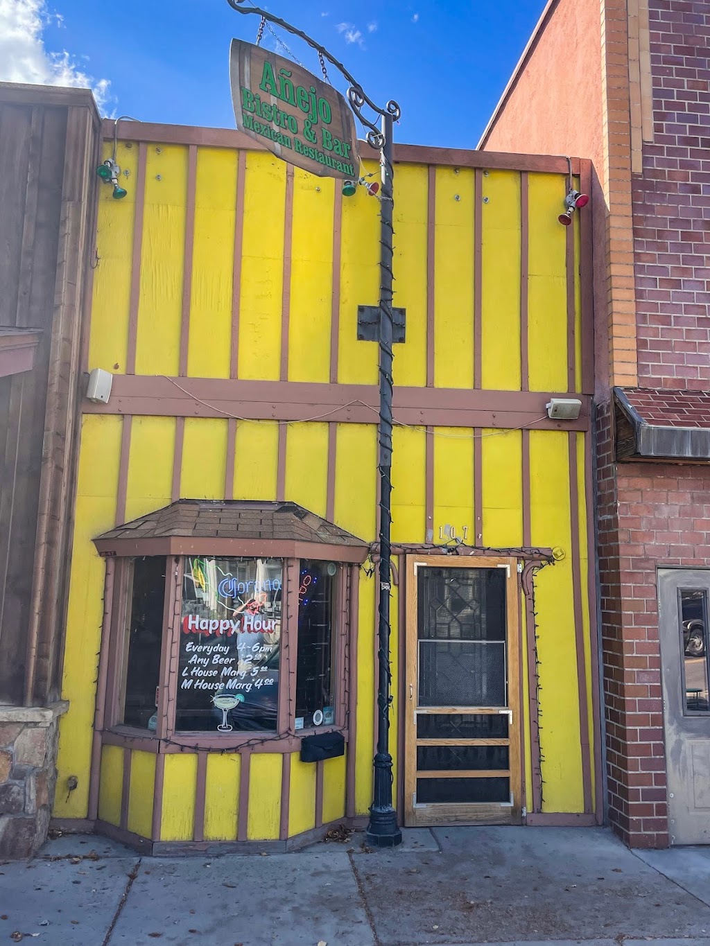 Anejo Bistro & Bar | restaurant | 107 S Main St, Gunnison, CO 81230, USA | 9706411427 OR +1 970-641-1427