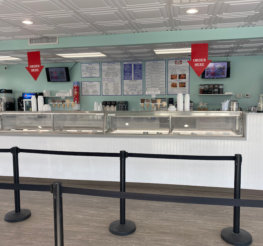 Painters Homemade Ice Cream | restaurant | 100 N Waccamaw Dr, Murrells Inlet, SC 29576, USA | 8433576201 OR +1 843-357-6201