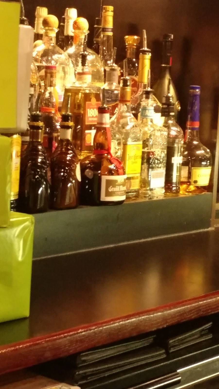 The Melting Pot | restaurant | 418 York Rd, Towson, MD 21204, USA | 4108216358 OR +1 410-821-6358