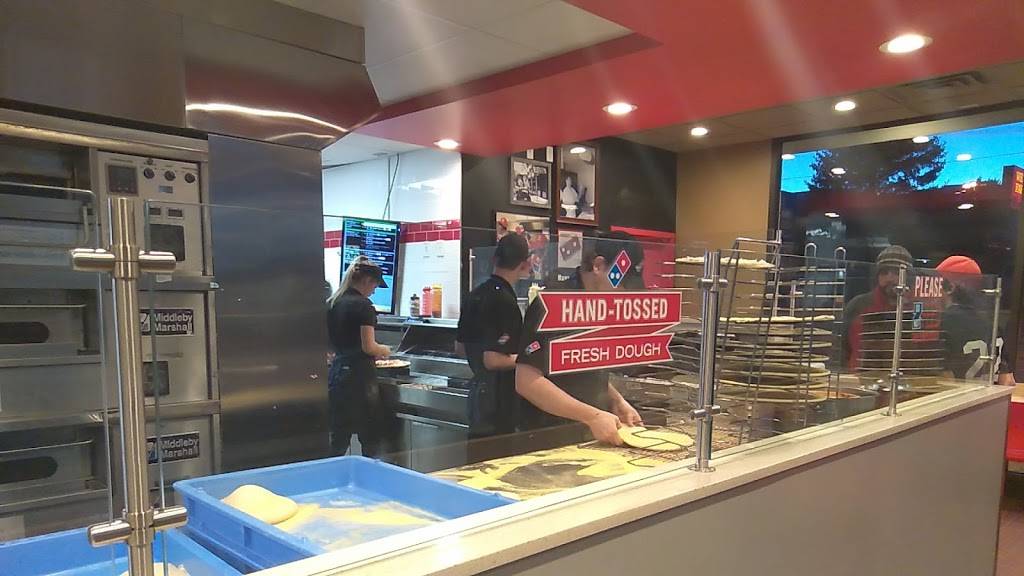 Dominos Pizza | meal delivery | 1823 S Nevada Ave, Colorado Springs, CO 80905, USA | 7194750945 OR +1 719-475-0945