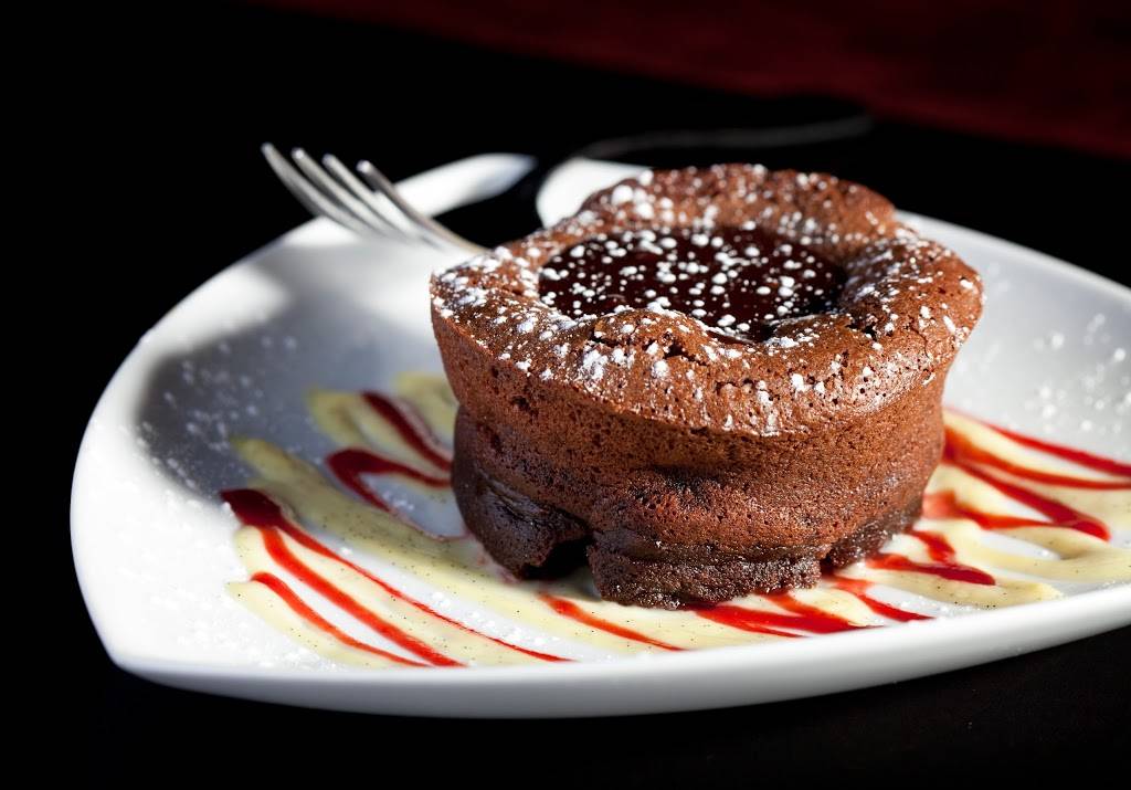 Maxwells at the Club | restaurant | 500 N Kingsbury St, Chicago, IL 60654, USA | 3125275800 OR +1 312-527-5800