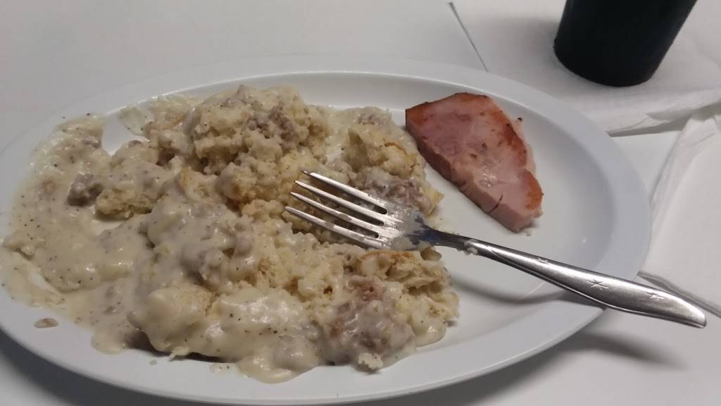 Joans Drive-In | restaurant | 164 Court St, Marshall, MO 65340, USA | 6608867771 OR +1 660-886-7771