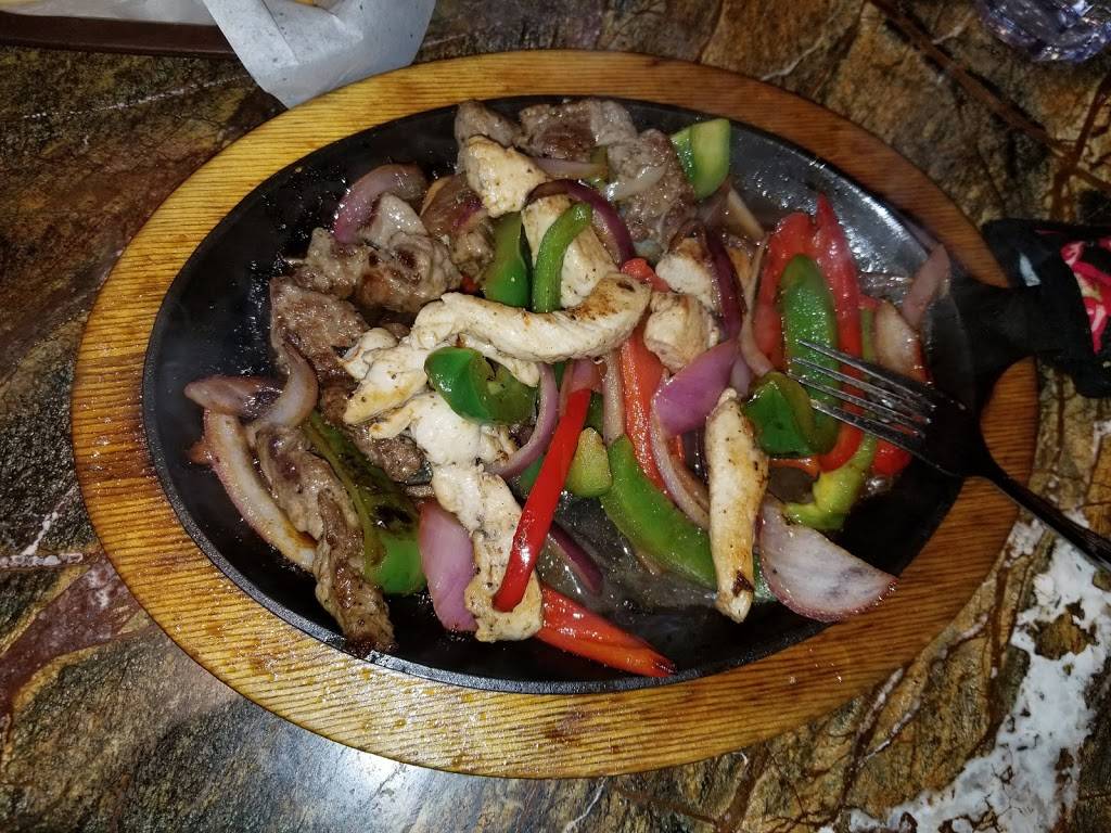 Los Cuates | restaurant | 10051 Coors Blvd NW, Albuquerque, NM 87114, USA | 5058977441 OR +1 505-897-7441