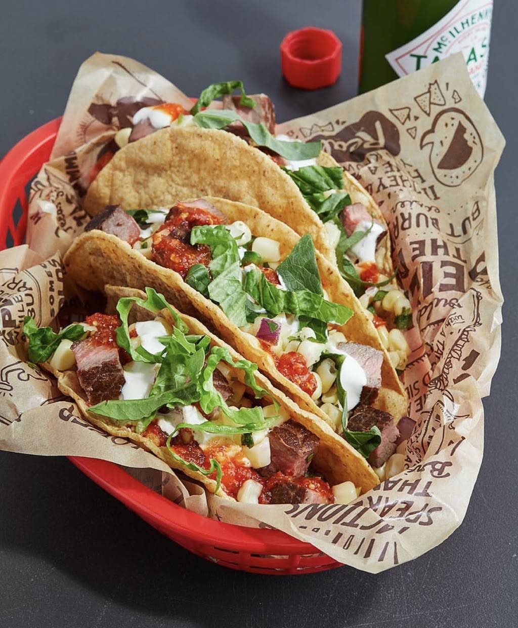 Chipotle Mexican Grill | restaurant | 10010 University Plaza Dr Suite 102, Fort Myers, FL 33913, USA | 2394375719 OR +1 239-437-5719