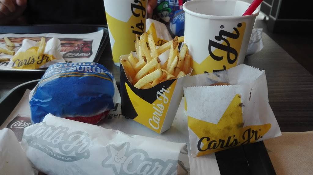 Carls Jr. | restaurant | 4400 Central Pl, Fairfield, CA 94534, USA | 7078642122 OR +1 707-864-2122